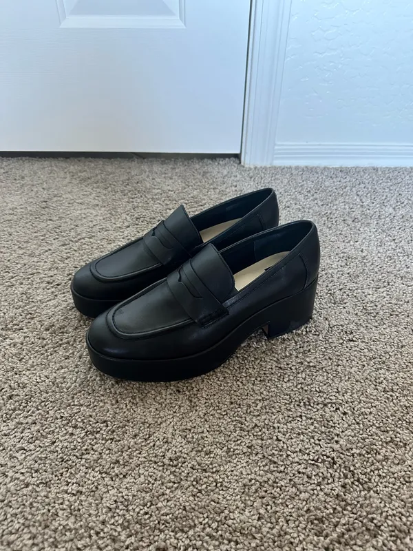 Dolce Vita Loafers Black Size 8.5 - Image 4