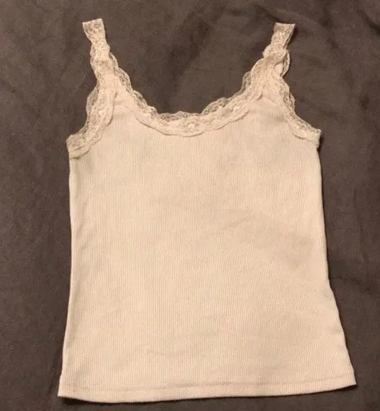 SheIn White Lace Crop Top - Image 2