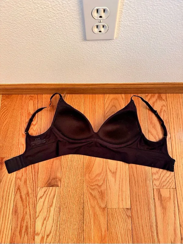 NWT Maidenform DM2316 Seamless Lift Wireless Bralette Black Size S - Image 8
