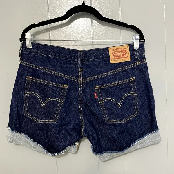 Levi's Blue Dark Wash Denim 501 Cuffed Button Fly Summer Beach Shorts 28 - Image 2