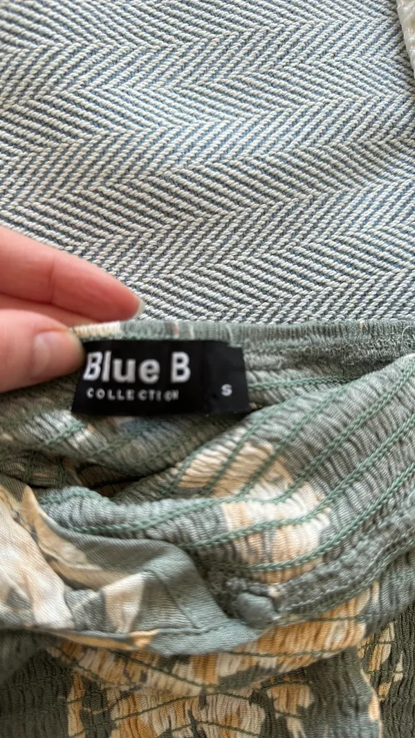 Blue B Tank Top Green - Image 2