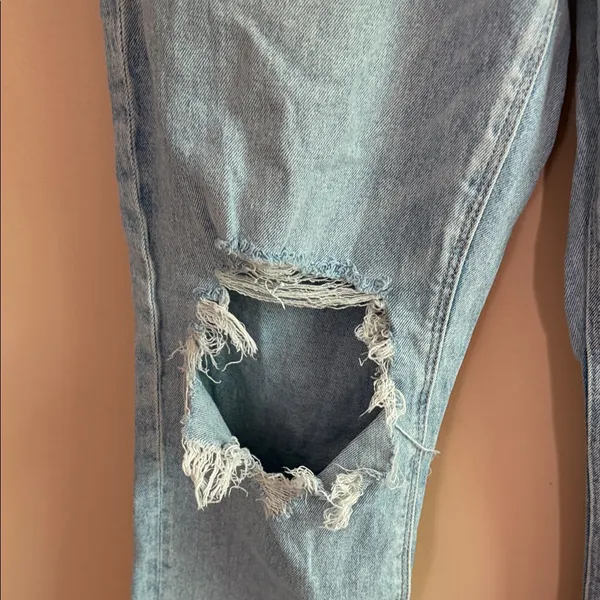 American Eagle Outfitters Light Blue Distressed Boyfriend Jeans - Image 6