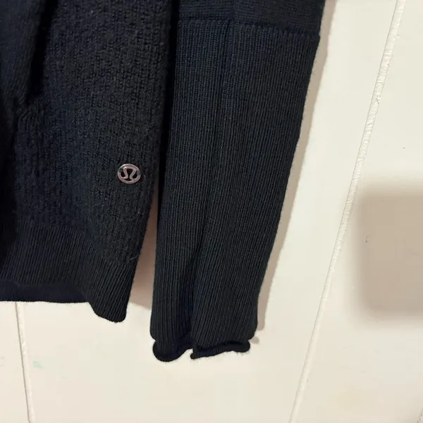 Lululemon Merino Wool Full Zip Jacket Black Thermal Ski Base Layer Women’s Small - Image 6