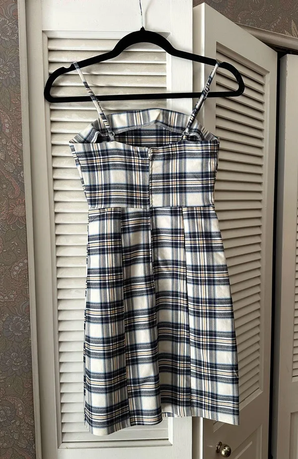 Originality dry goods dress - Image 2
