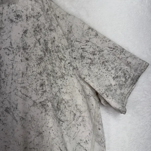 Lululemon 12 Back in Action T-Shirt Vitasea Cirrus Wash White Opal Linen Rover - Image 4