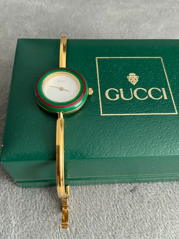 DRESSY🌟Gucci Women's Interchangeable Bangle Watch set 🔥🔥 - Image 5