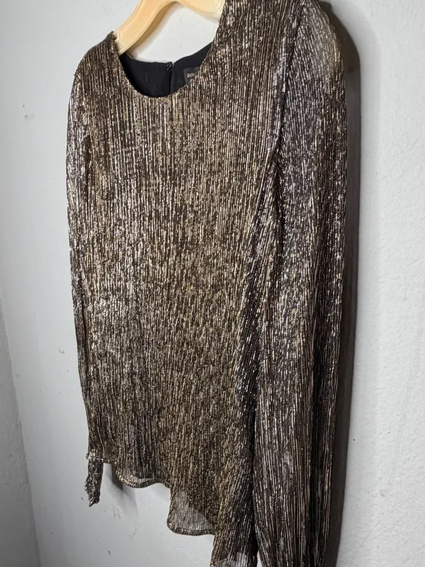 Banana Republic Metallic Top nwt - Image 7