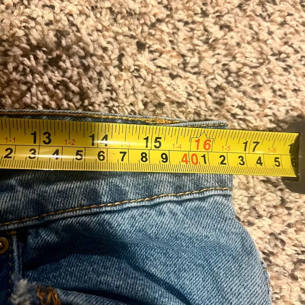 Cotton On Distressed‎ Mom Jeans Light Blue Wash Ripped Knee Casual Denim 30Waist - Image 3