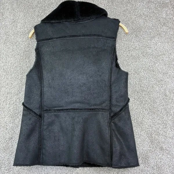 Cupcakes and Cashmere Faux Shearling Vest Size M Black Moto Aviator Quiet Luxury - Image 6