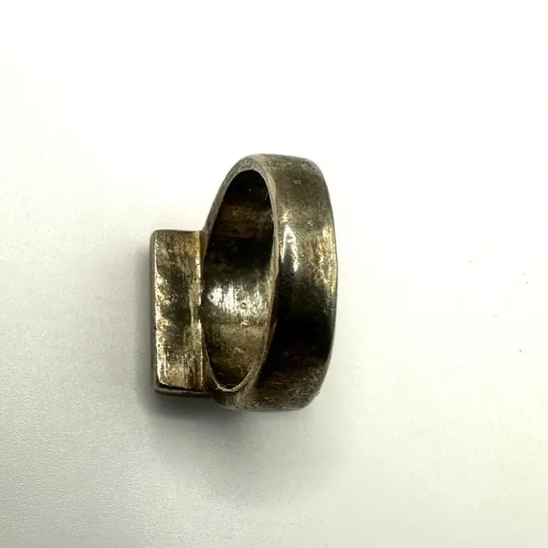 Silver tone clear square ring - Image 7