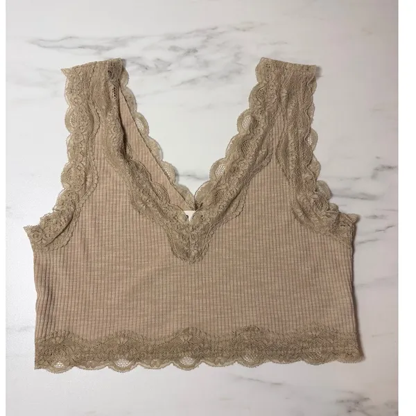 POL Ribbed Lace Trim V-Neck Crop Cami Tank Top Tan YKT1148 Small - Image 5