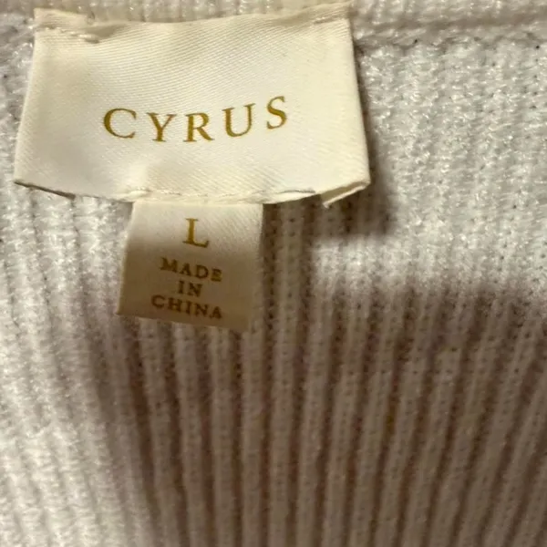 Cyrus Cream Women's Cardigan Sweater - Image 5