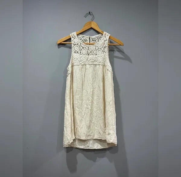SALE! Cream Blu Pepper Sleeveless Peasant Top Size L EUC - Image 3