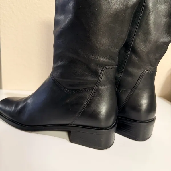 Naturalizer Vintage leather boots, pull on, black, square toe box and heel, sz 7 - Image 7