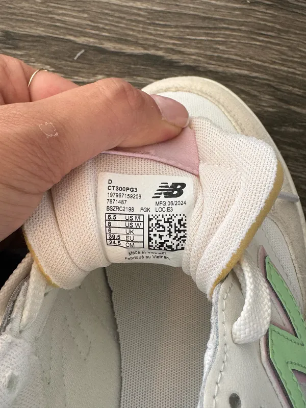 New Balance CT300 Pink Green Sneakers Women’s Size 8 - Image 8