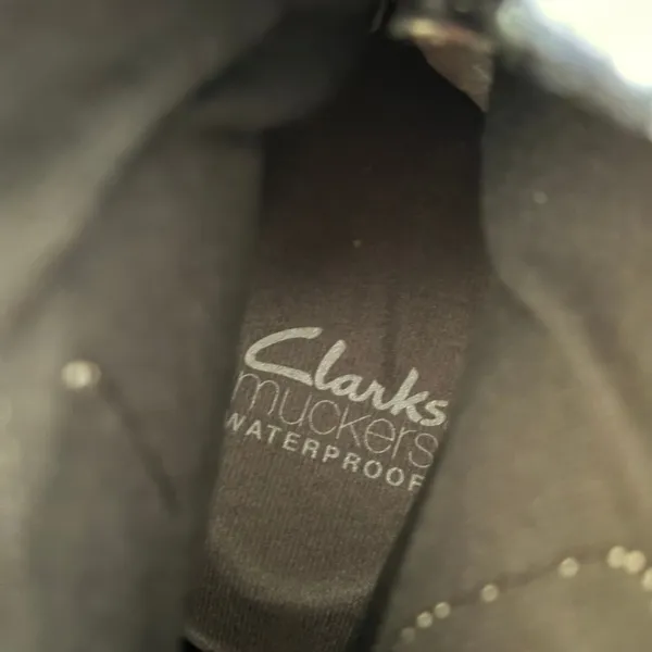 Clarks‎ Muckers Squall Boots Sz 10M Gray Yellow Leather Canvas Winter Waterproof - Image 8