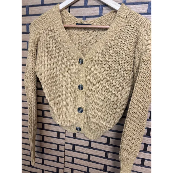 Moon & Madison‎ Tan Cropped Button Front Cardigan Size Small - Image 3