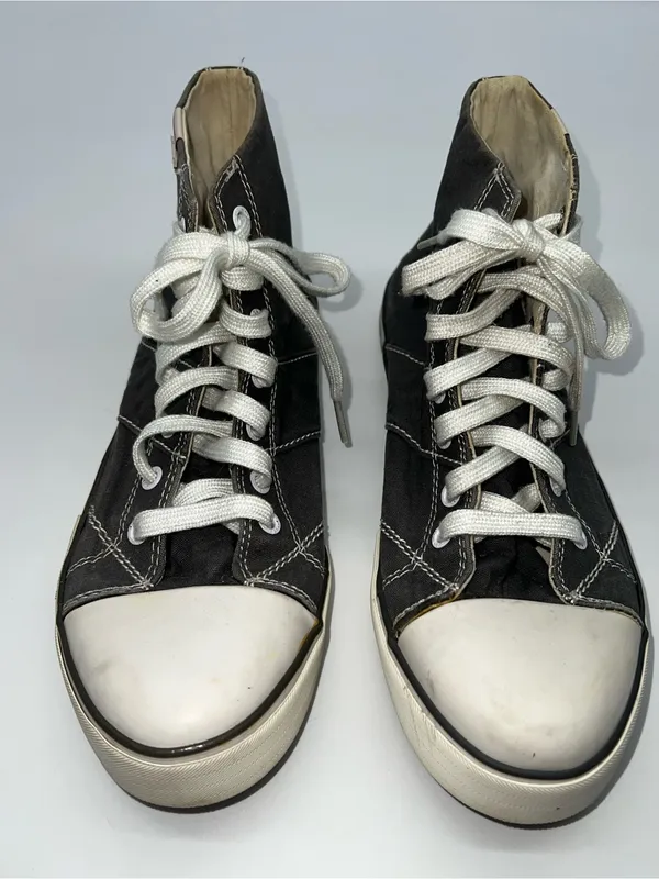 Levi's Women's High-Top Sneakers in Gray Cotton with White Midsoles-Size 10 - Image 4