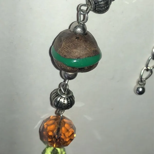 Beaded Green Ceramic and Orange Boho Chic Necklace - Image 4
