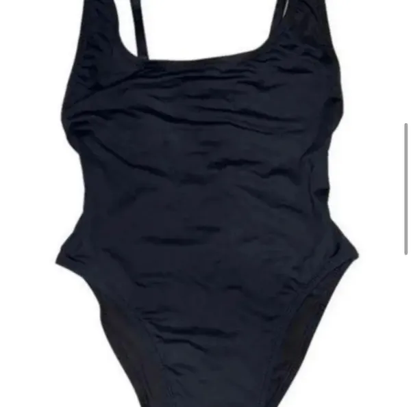 SKIMS One-Piece Swimsuit L - Image 4