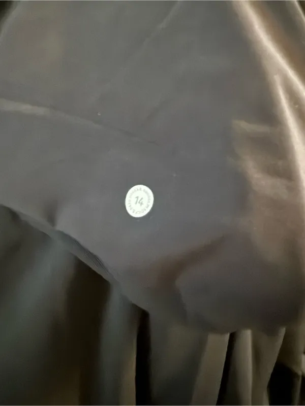 Black lululemon joggers - Image 3