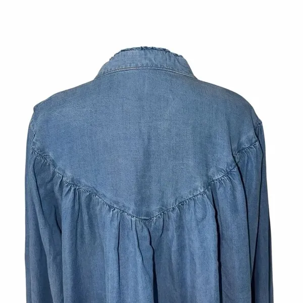 Zara Denim Blue Flowy Jeans Top(Size Large) - Image 7