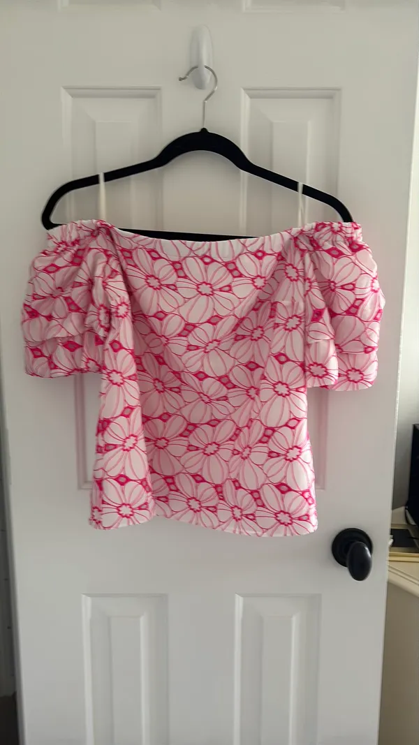 Lilly Pulitzer pink and white top - Image 2