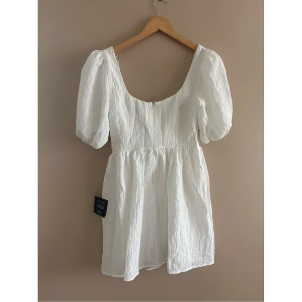 Lulus Little Bit In Love White Surplice Puff Sleeve Mini Dress Size Medium Beach - Image 5