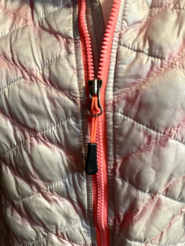 North Face Lightweight Jacket - Image 3