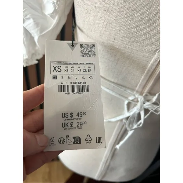Zara NWT white tank top crop top cut out back size XS - Image 4