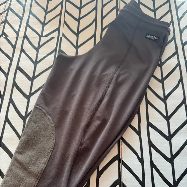 Kerrits taupe riding pants size small - Image 2