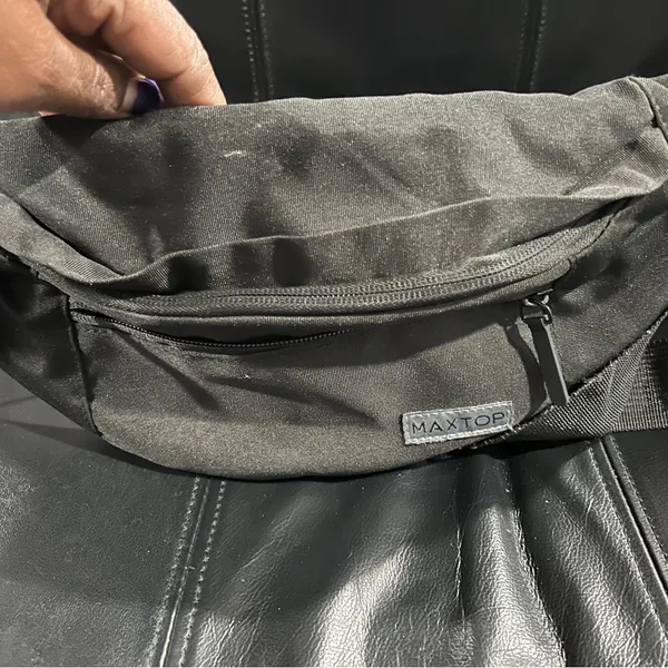 Black Belt Bag for Women - Image 5