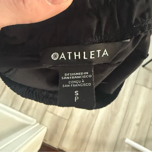 Athleta Crossroads Short Black Size Small Lightweight Pull On - Image 7