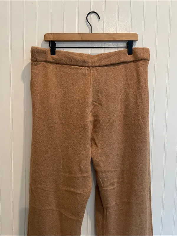 GAP Softest Sweater Sweats Pants Pull On Wide Leg in Camel Tan Size L - Image 6
