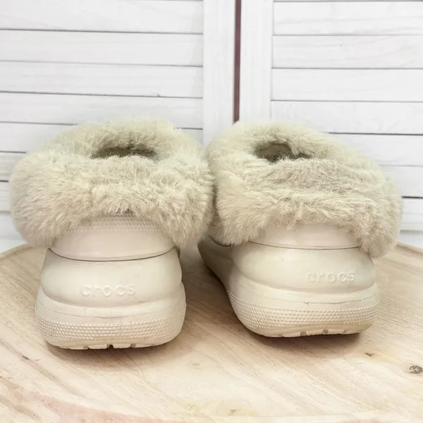 Crocs Furever Crush Faux Fur Lined Platform‎ Clogs Ivory Bone Women Size 8 - Image 6