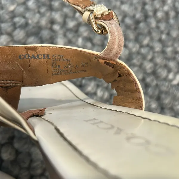 Coach White Leather Thong Sandal Size 39.5 - Image 7
