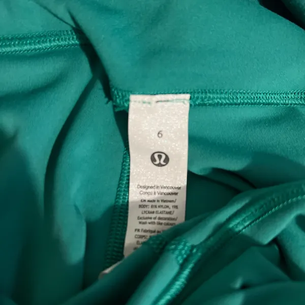 Lululemon Align Mini- Flare Pant*X Short Color Casscade green - Image 4