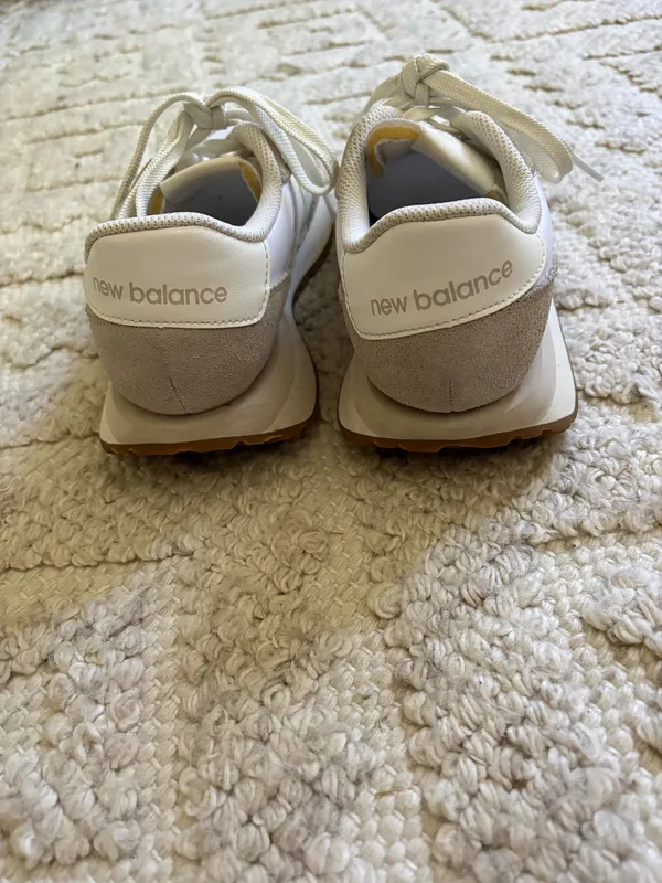 New Balance Sneakers - Image 4