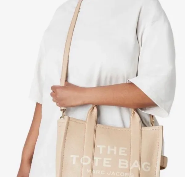Marc Jacobs The Tote Bag - Image 3