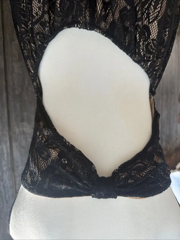 EUC Papaya Elegant Intricate Black Floral Lace Strapless Maxi Dress Size Large - Image 4