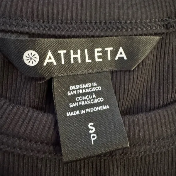 Athleta Black Short Sleeve ribbed T-Shirt size small very black - Image 2