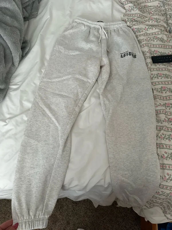 White Fox Boutique Sweatpants Grey White - Image 2