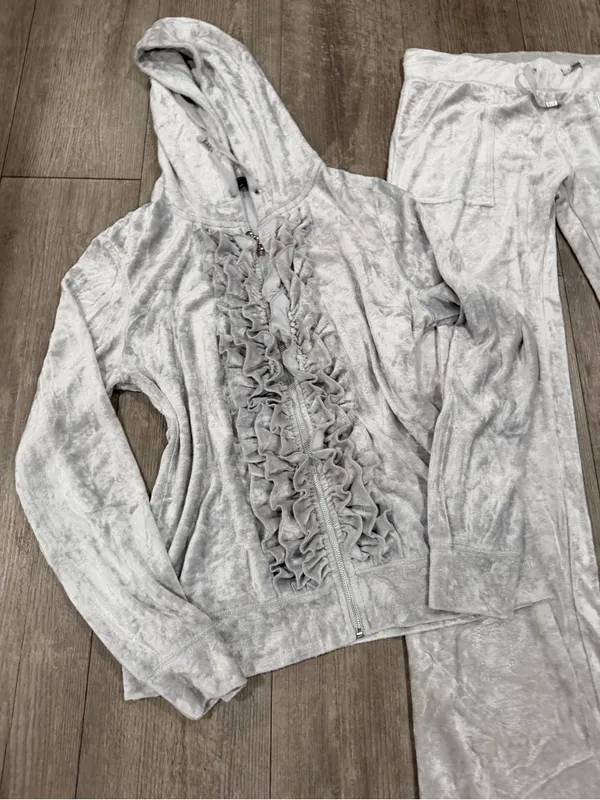 BCBGMaxAzria Silver Light Gray Velvet Zip Hoodie Set - Image 9