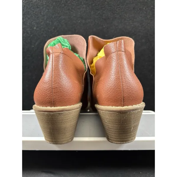 Universal Threads Women's Size‎ 9.5 Brown Ankle Booties Pull On Block Heel - Image 5
