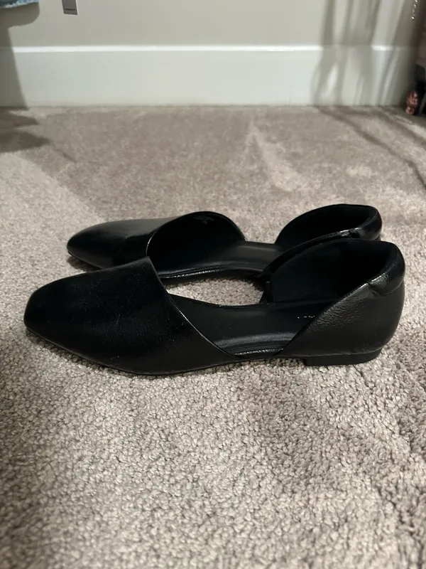 Black Old Navy Flats - Image 2