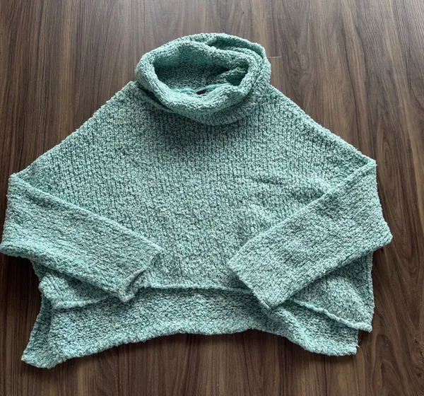 Free People Sweater - Image 2