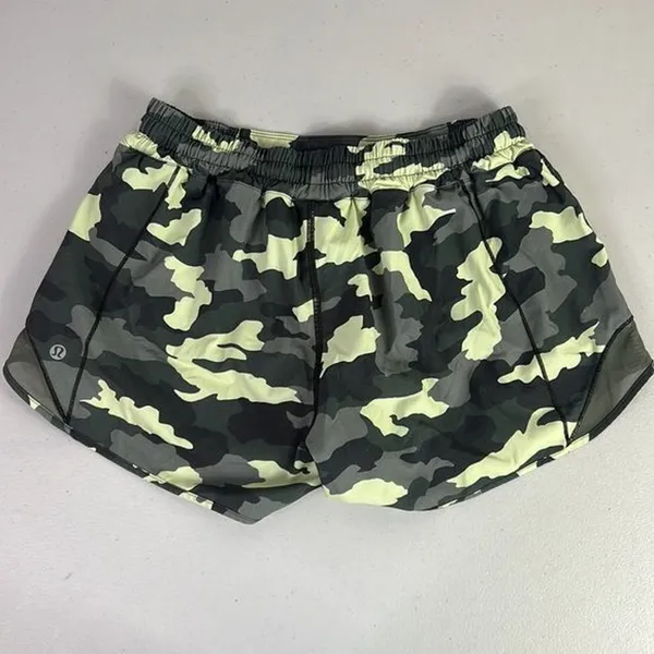Lululemon hotty hot heritage 365 camo crispin green multi/olive camo Sz 10 Tall - Image 7
