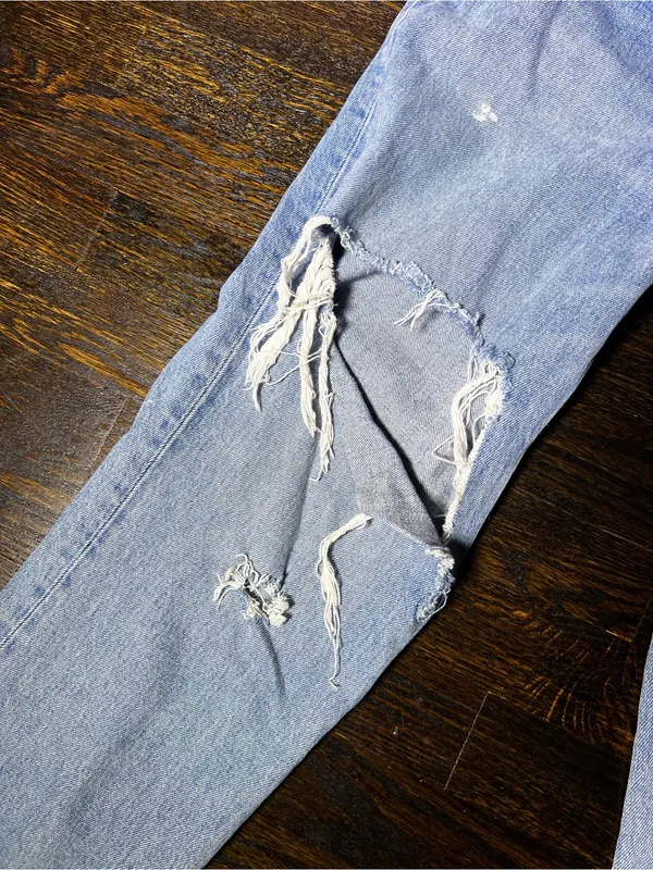 Abercrombie & Fitch The ‘90s Straight Ultra High Rise Light Wash Denim Jean 26/2 - Image 5