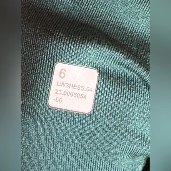 Lululemon Rest Less Pullover Nile Blue Seamless Thumbhole Running Top Size 6 - Image 9