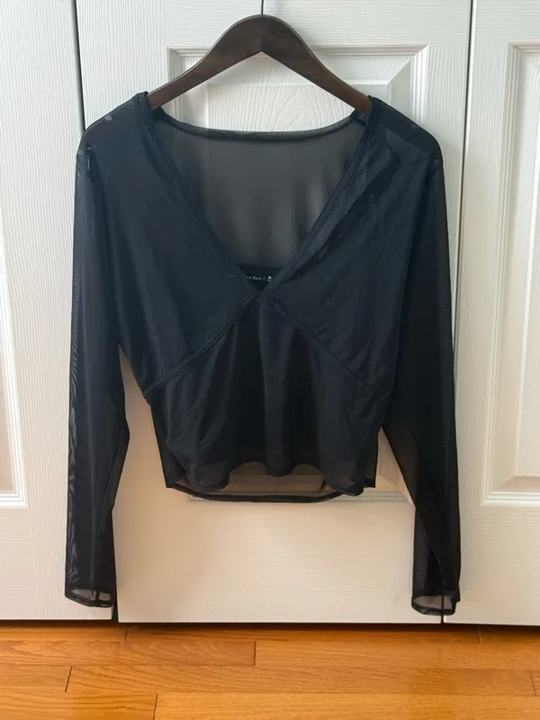 Abercrombie & Fitch Long Sleeve Mesh Top in Black - Image 2